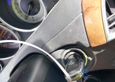 2013 Mercedes-Benz C 300 Sport 4Matic z USA, uszkodzony, nr VIN WDDGF8AB5DR259408